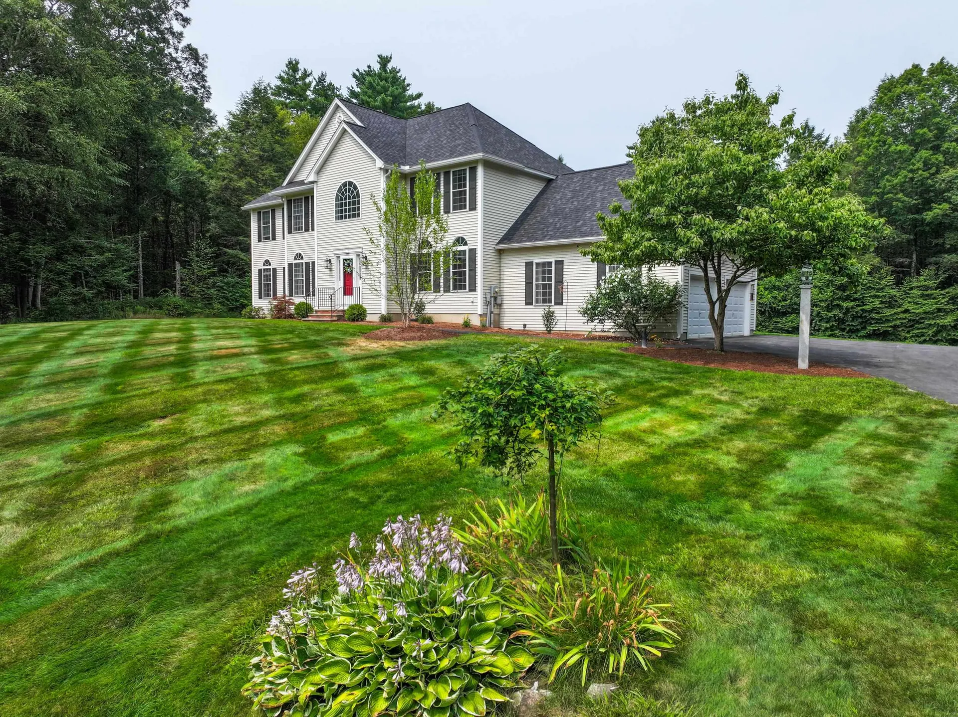 78 Stonebridge Drive Chester NH 03036