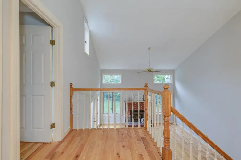 49 Hickory Lane Windham NH 03087