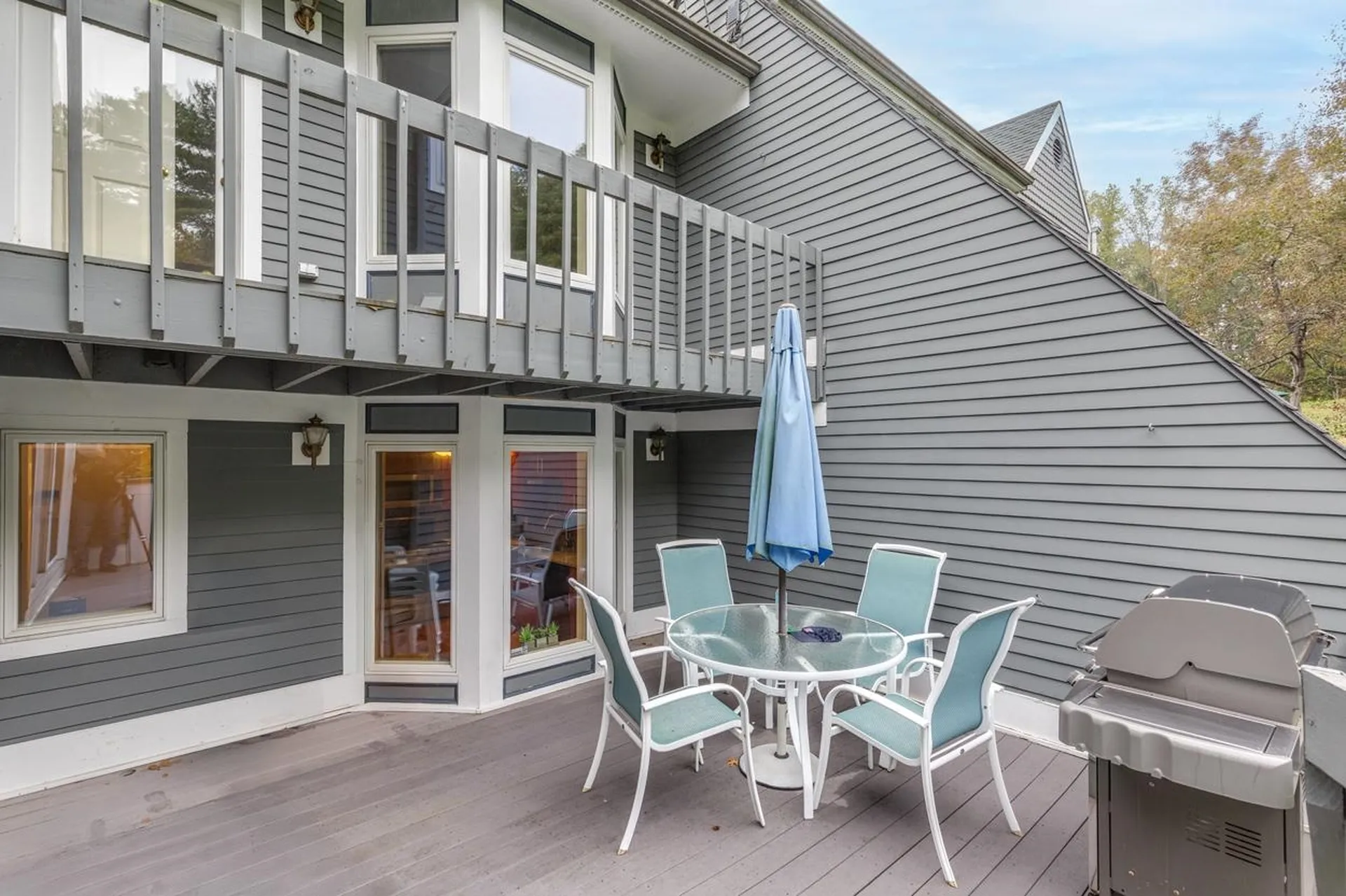 49 Hickory Lane Windham NH 03087