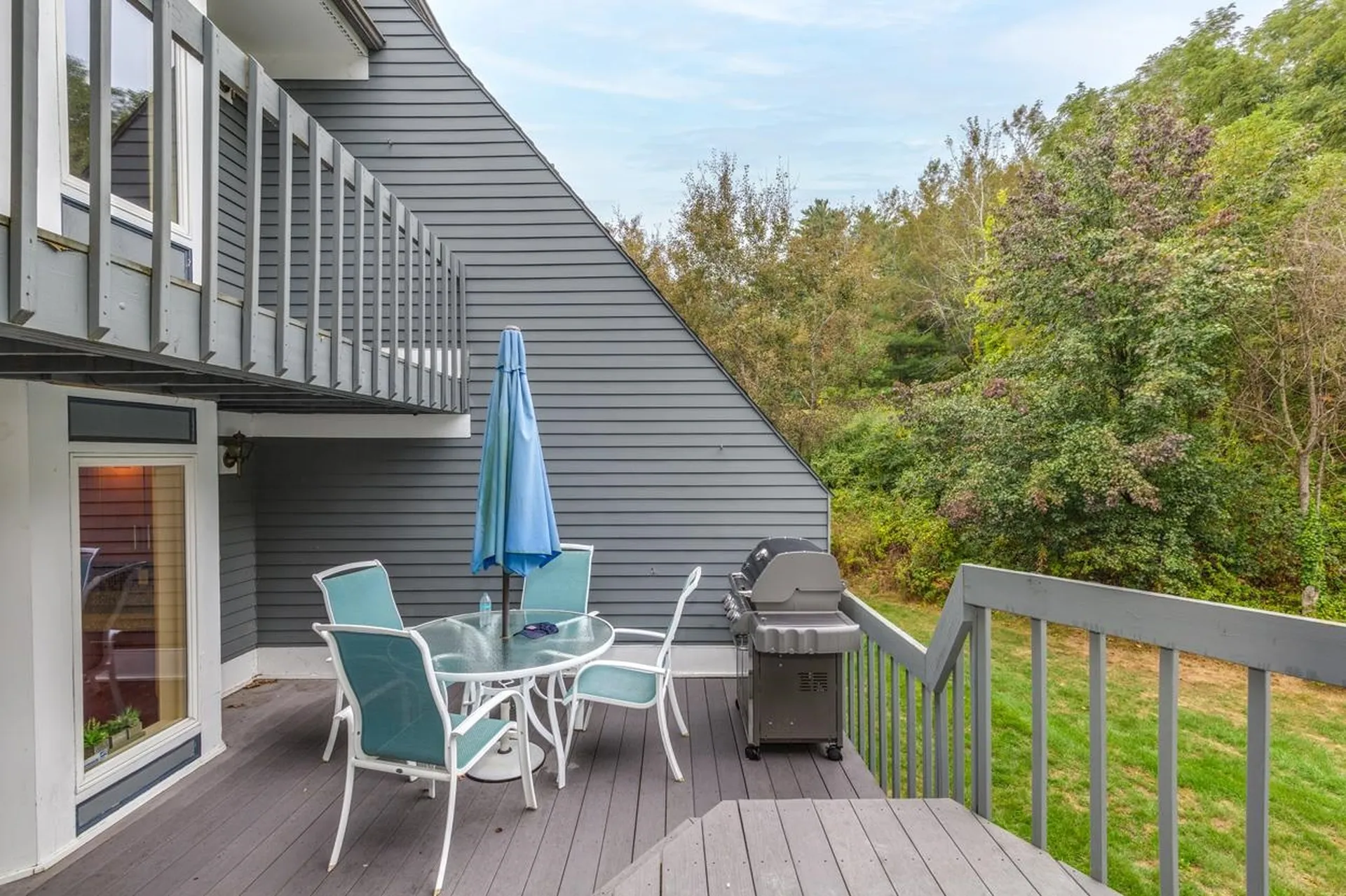 49 Hickory Lane Windham NH 03087