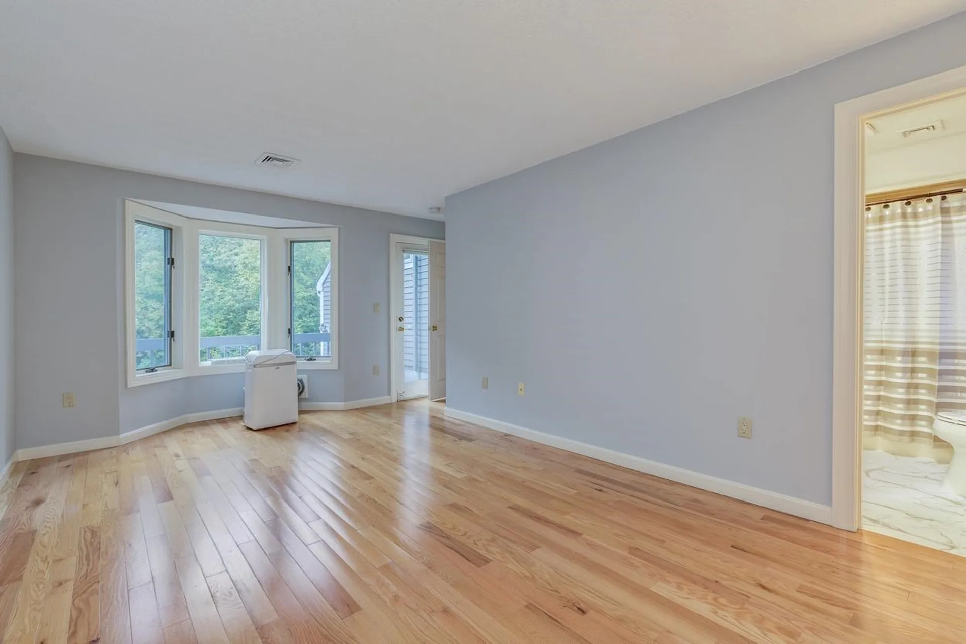 49 Hickory Lane Windham NH 03087