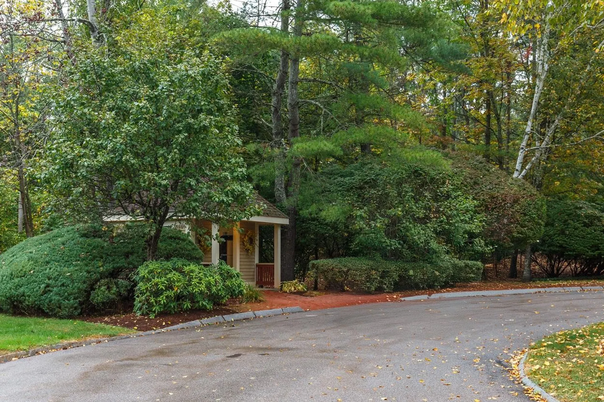 49 Hickory Lane Windham NH 03087