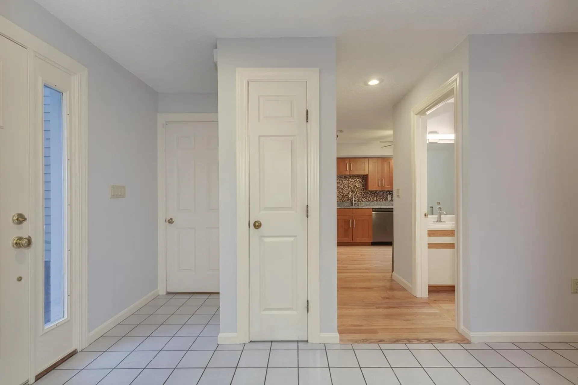 49 Hickory Lane Windham NH 03087