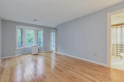 49 Hickory Lane Windham NH 03087