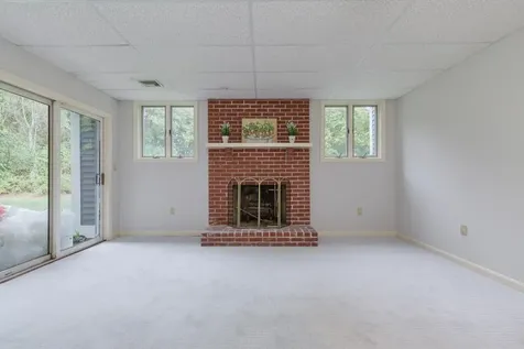 49 Hickory Lane Windham NH 03087