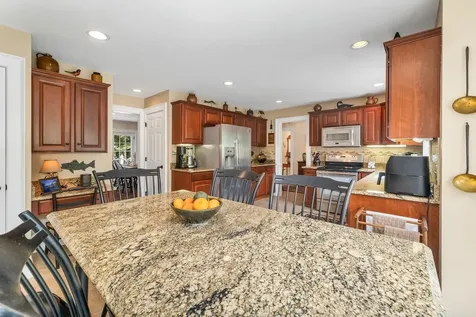 24 Mountain Overlook Wilmot NH 03287