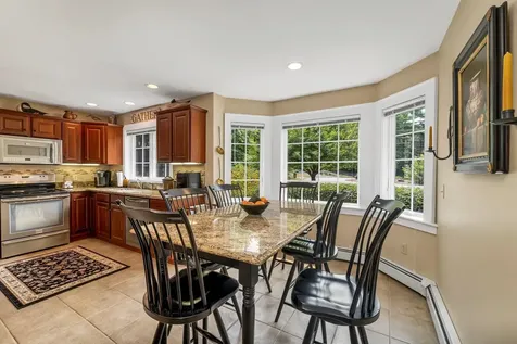 24 Mountain Overlook Wilmot NH 03287