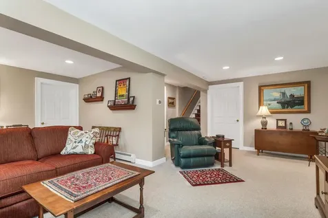 24 Mountain Overlook Wilmot NH 03287