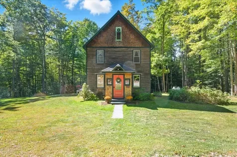 102 Blackberry Hill Road Hinesburg VT 05461