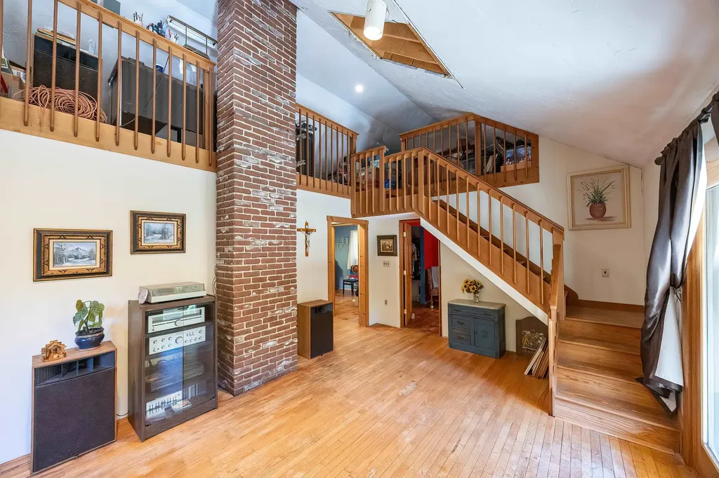 823 Country Land Drive Haverhill NH 03774