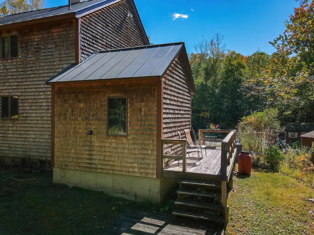 823 Country Land Drive Haverhill NH 03774