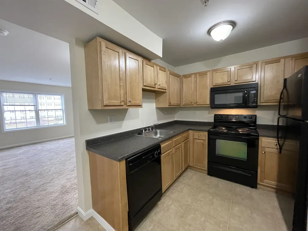 20 Sentinel Court Manchester NH 03104