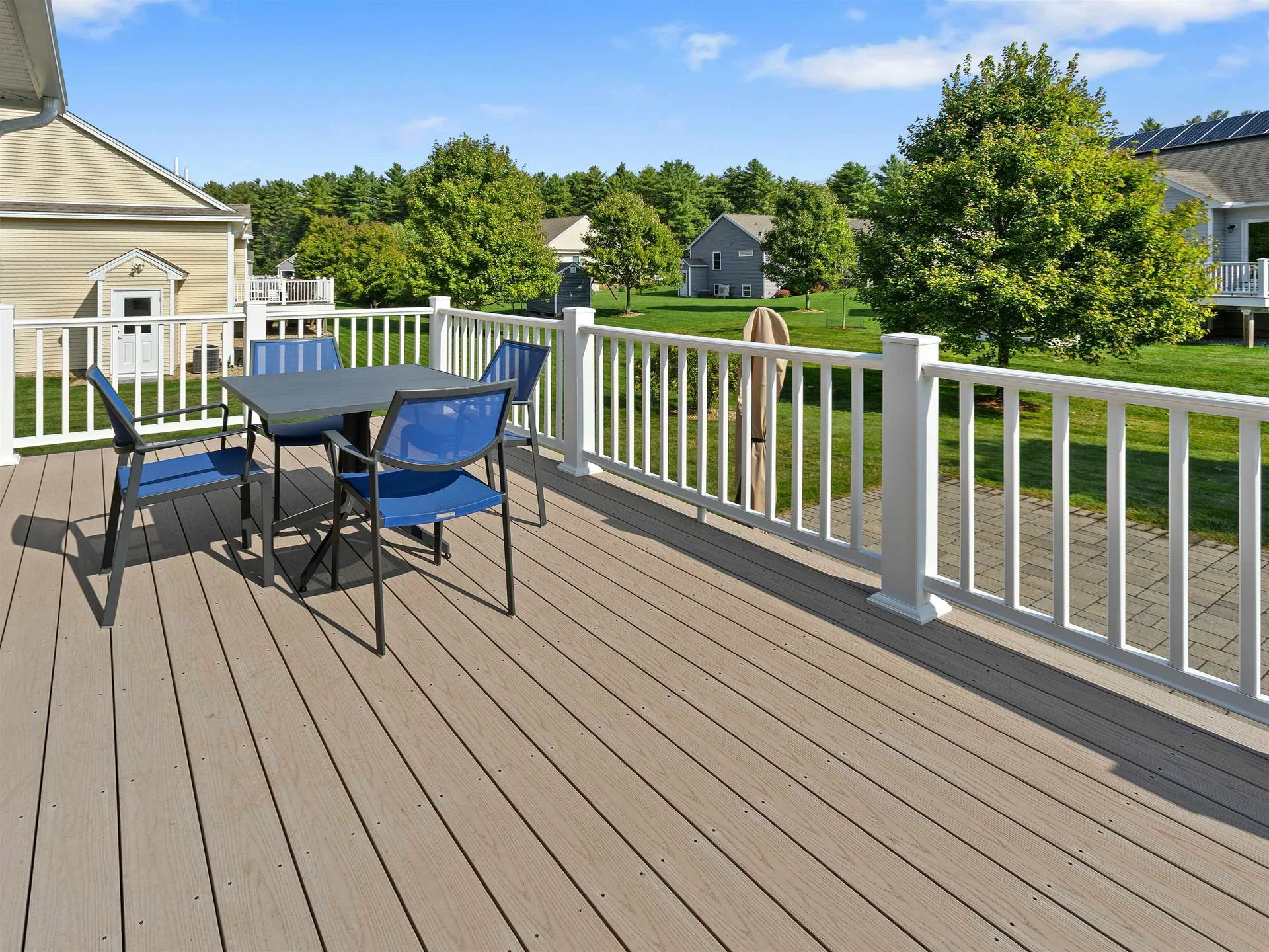 10 Pilgrim Circle Nashua NH 03063