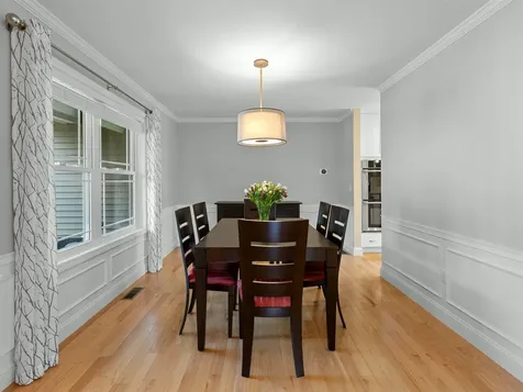 10 Pilgrim Circle Nashua NH 03063