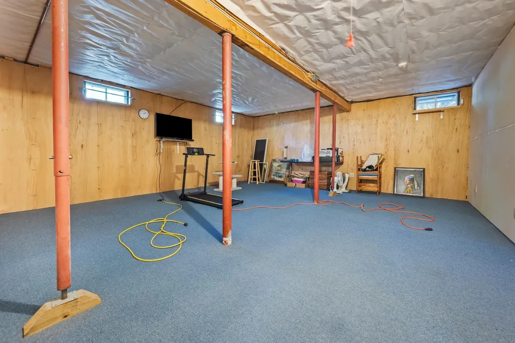 36 Maciver Road Littleton NH 03561