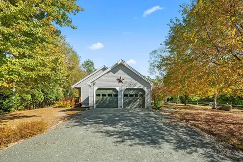 36 Maciver Road Littleton NH 03561