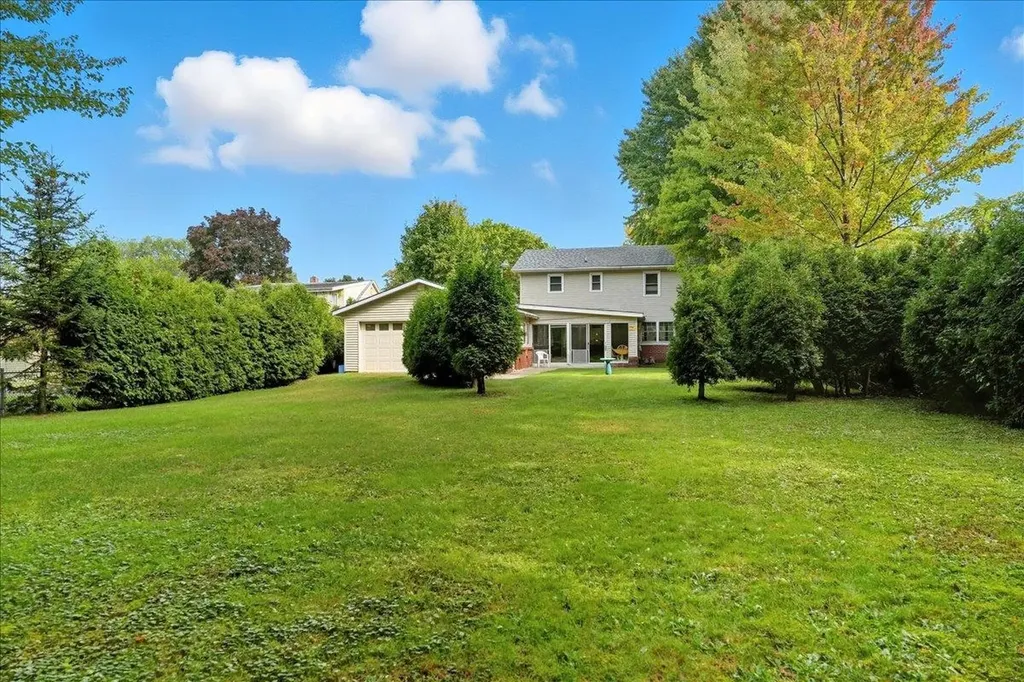 91 Maple Street Essex VT 05452