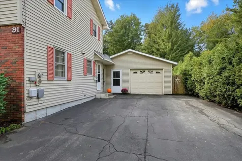 91 Maple Street Essex VT 05452