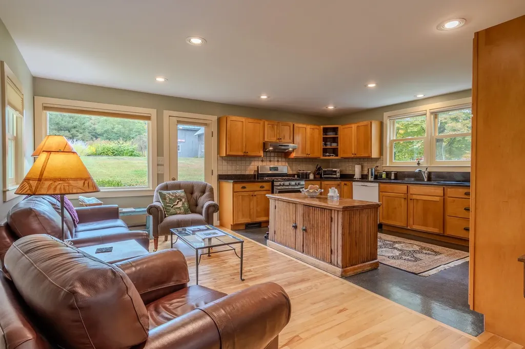 404 Route 10 Orford NH 03777