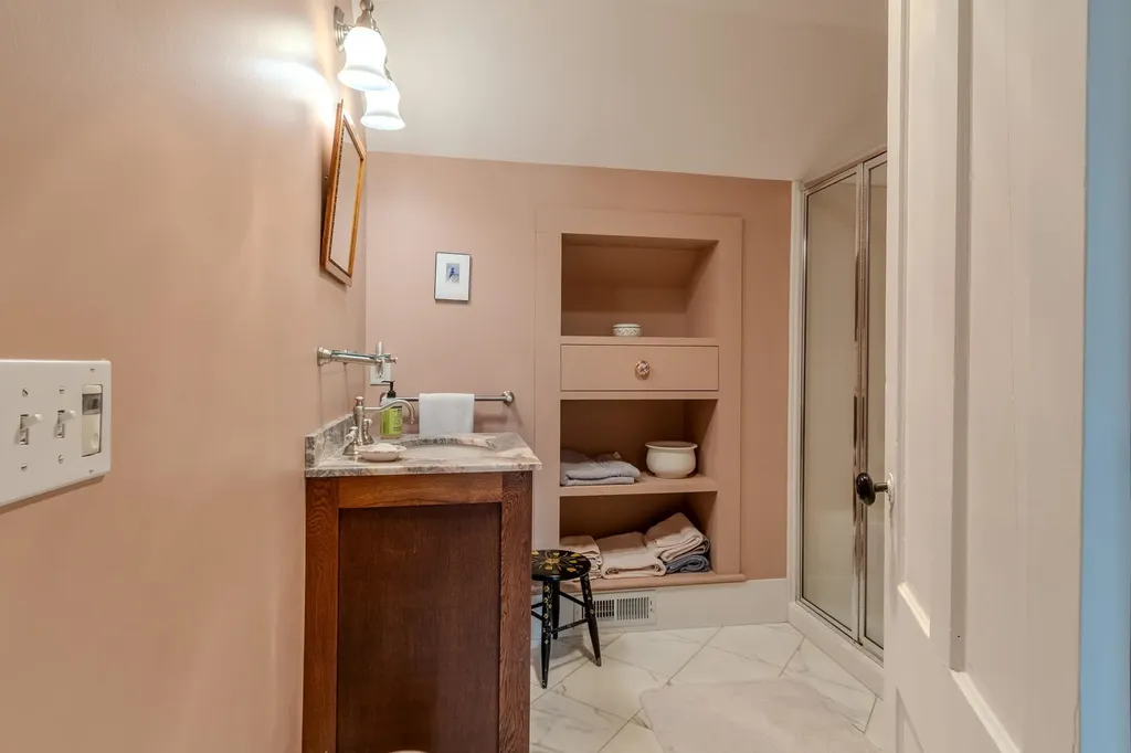 404 Route 10 Orford NH 03777