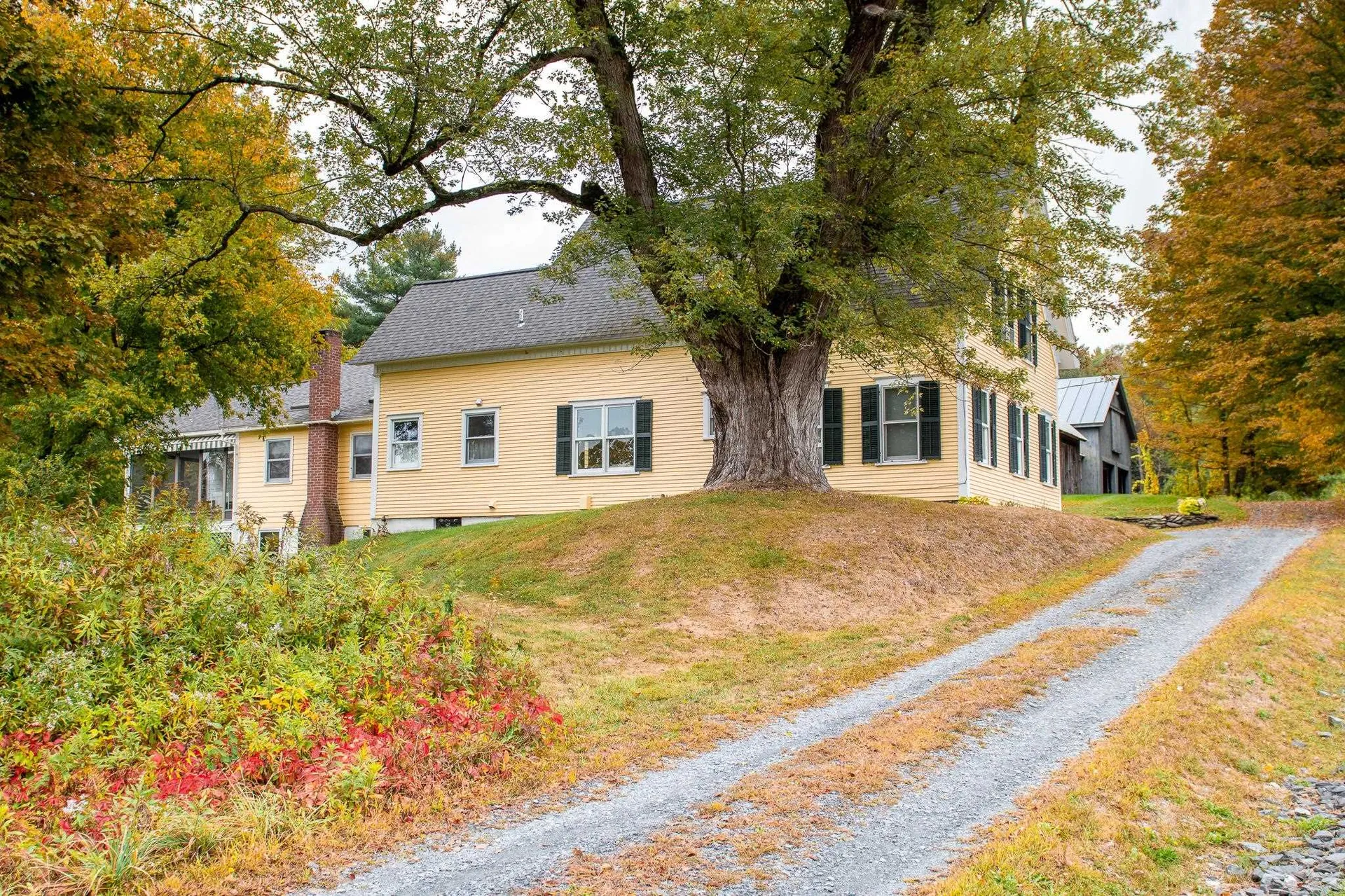 404 Route 10 Orford NH 03777