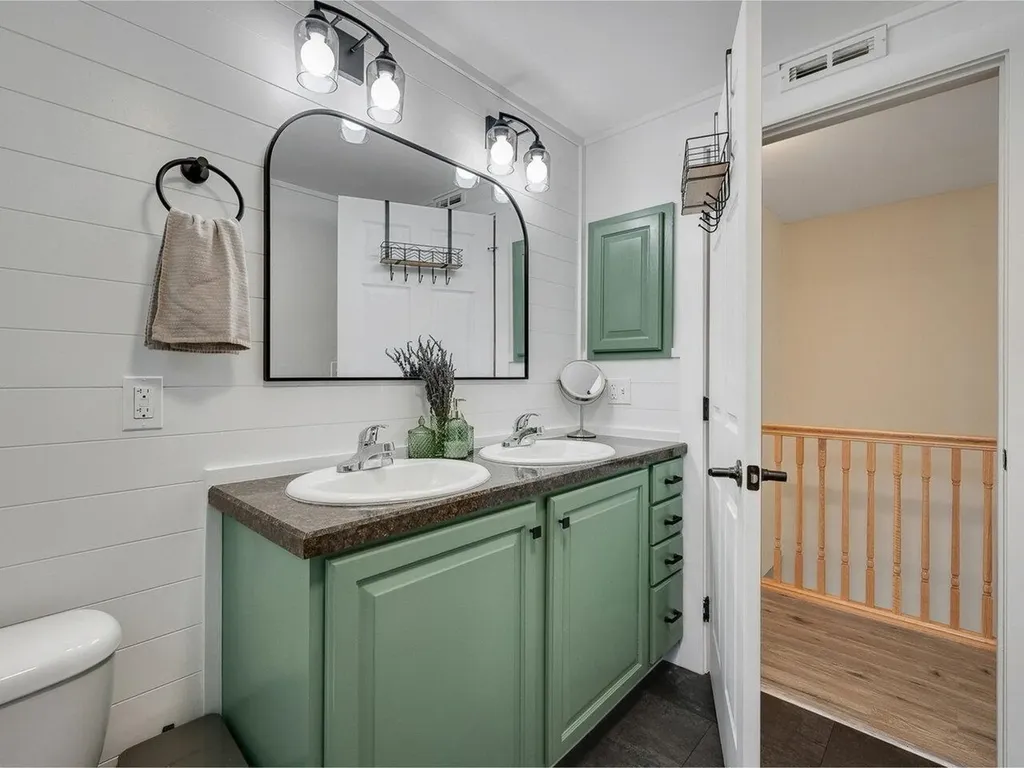 91 O'hear Court Waterbury VT 05676