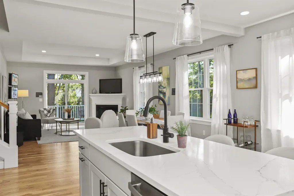 Unit 3 Summerwind Place Greenland NH 03840