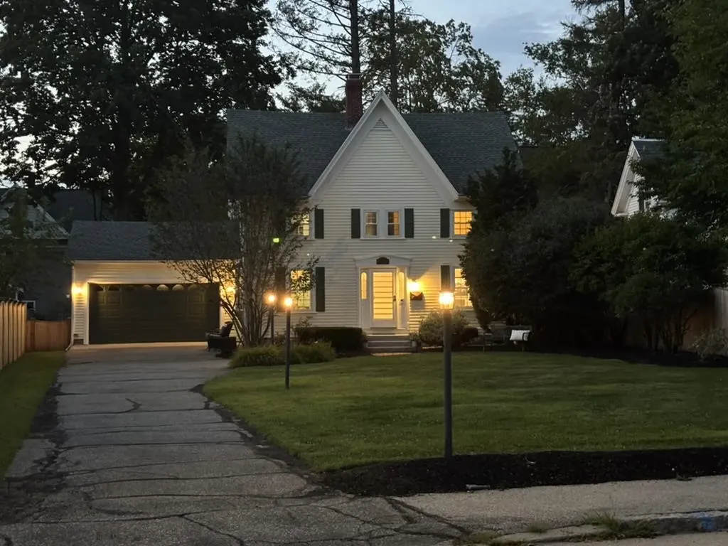 40 Courtland Street Nashua NH 03064