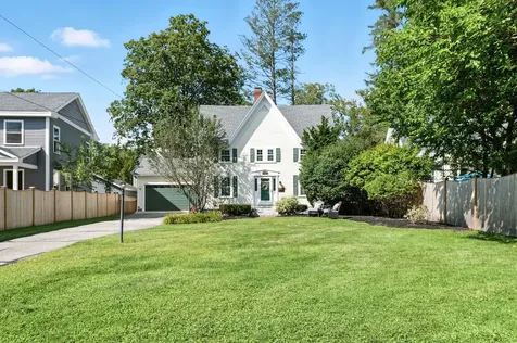 40 Courtland Street Nashua NH 03064