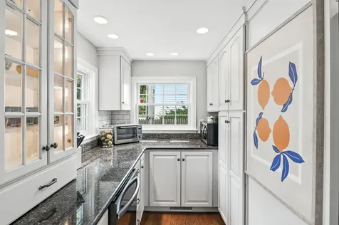 40 Courtland Street Nashua NH 03064