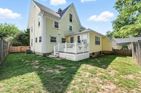 40 Courtland Street Nashua NH 03064