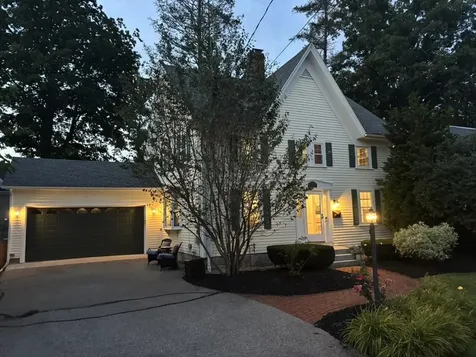 40 Courtland Street Nashua NH 03064