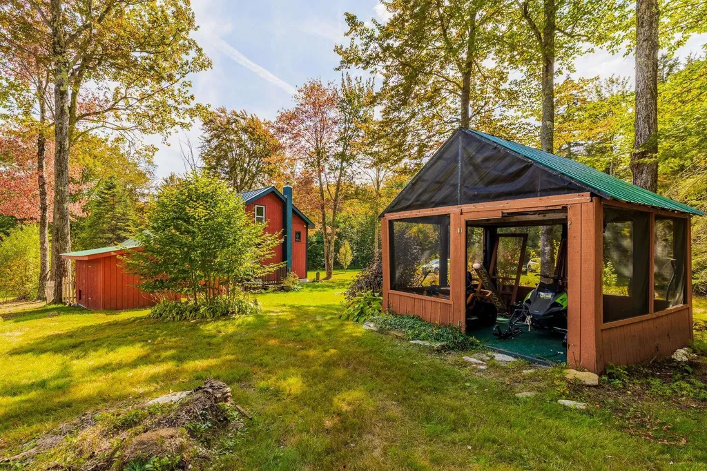 935 Old Manchester Road Peru VT 05152