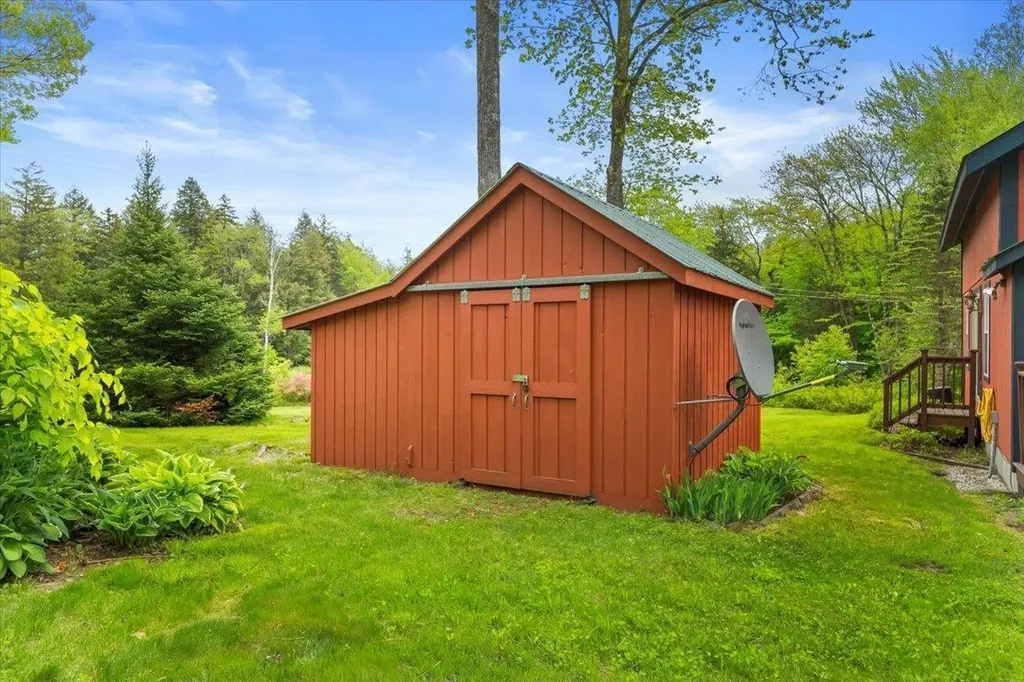 935 Old Manchester Road Peru VT 05152