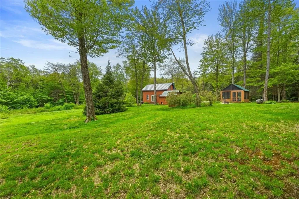 935 Old Manchester Road Peru VT 05152