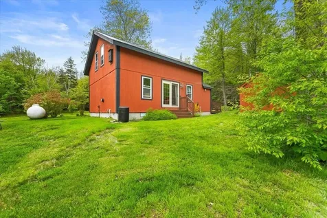 935 Old Manchester Road Peru VT 05152