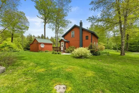 935 Old Manchester Road Peru VT 05152