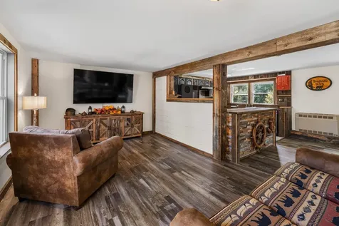 935 Old Manchester Road Peru VT 05152