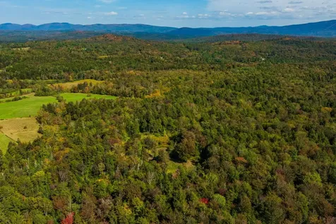 935 Old Manchester Road Peru VT 05152