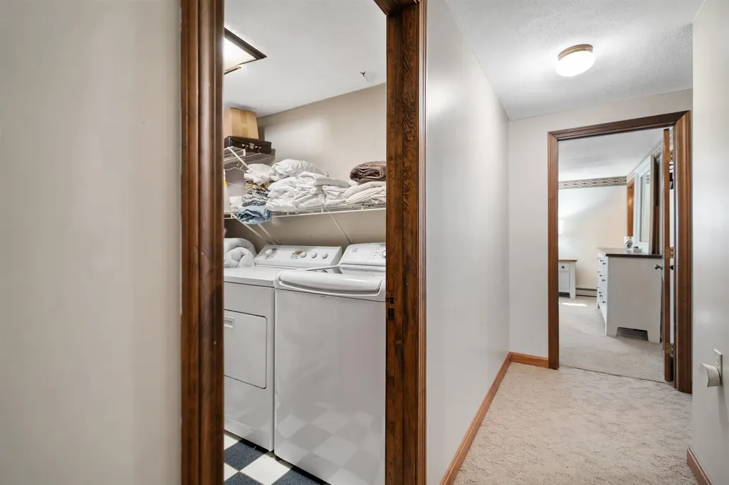 347 Nh Route 175 Holderness NH 03245