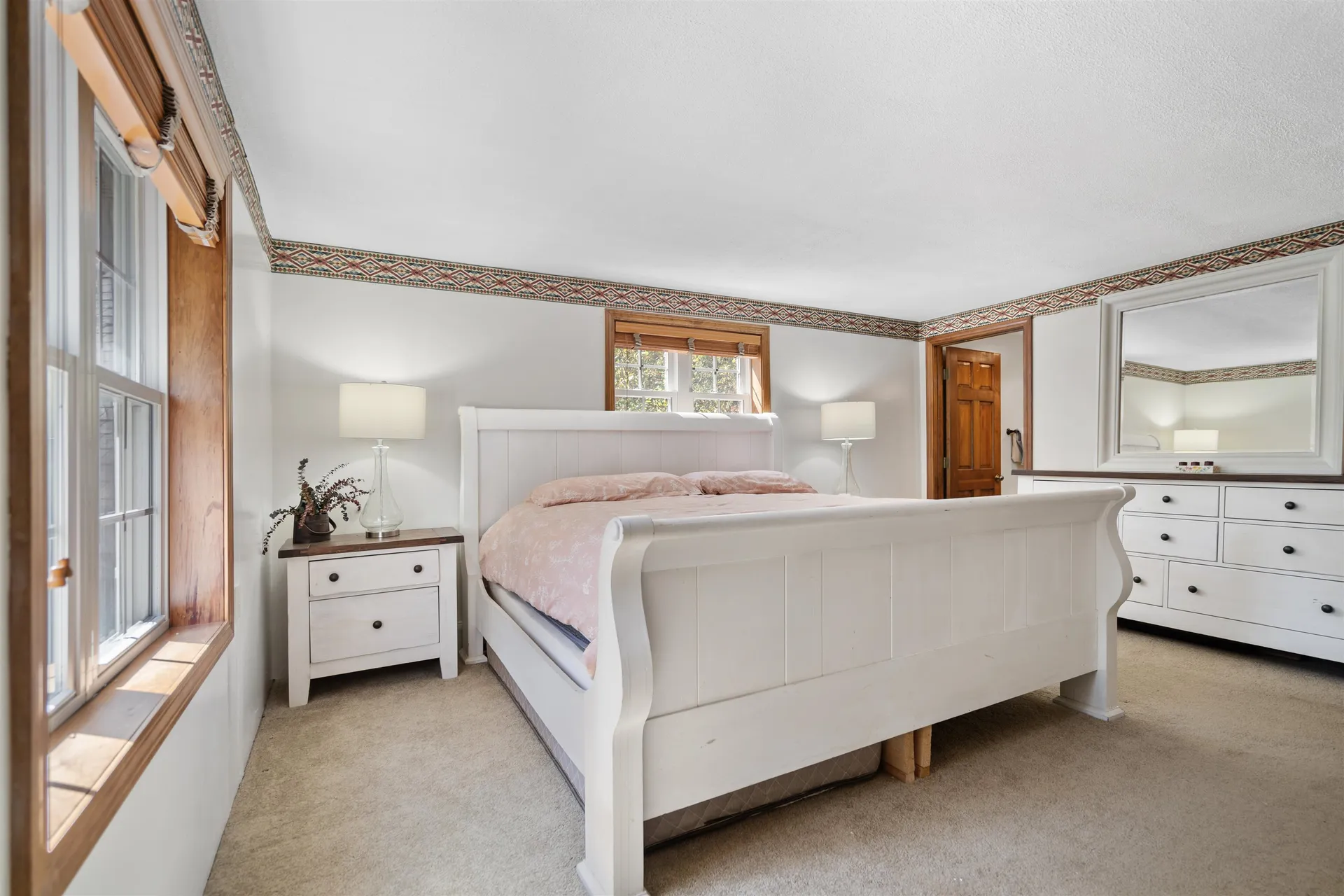 347 Nh Route 175 Holderness NH 03245