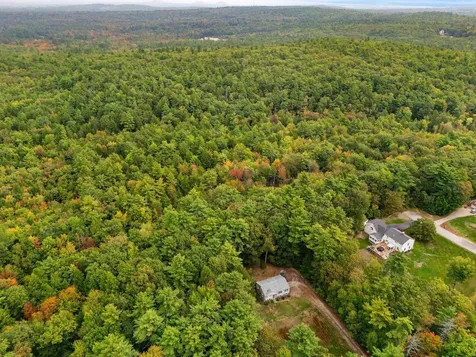 00 Raymond Road Auburn NH 03032