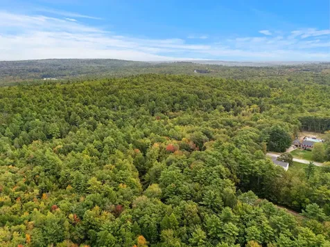 00 Raymond Road Auburn NH 03032