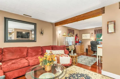 261 Hackett Hill Road Hooksett NH 03106