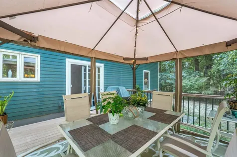 261 Hackett Hill Road Hooksett NH 03106