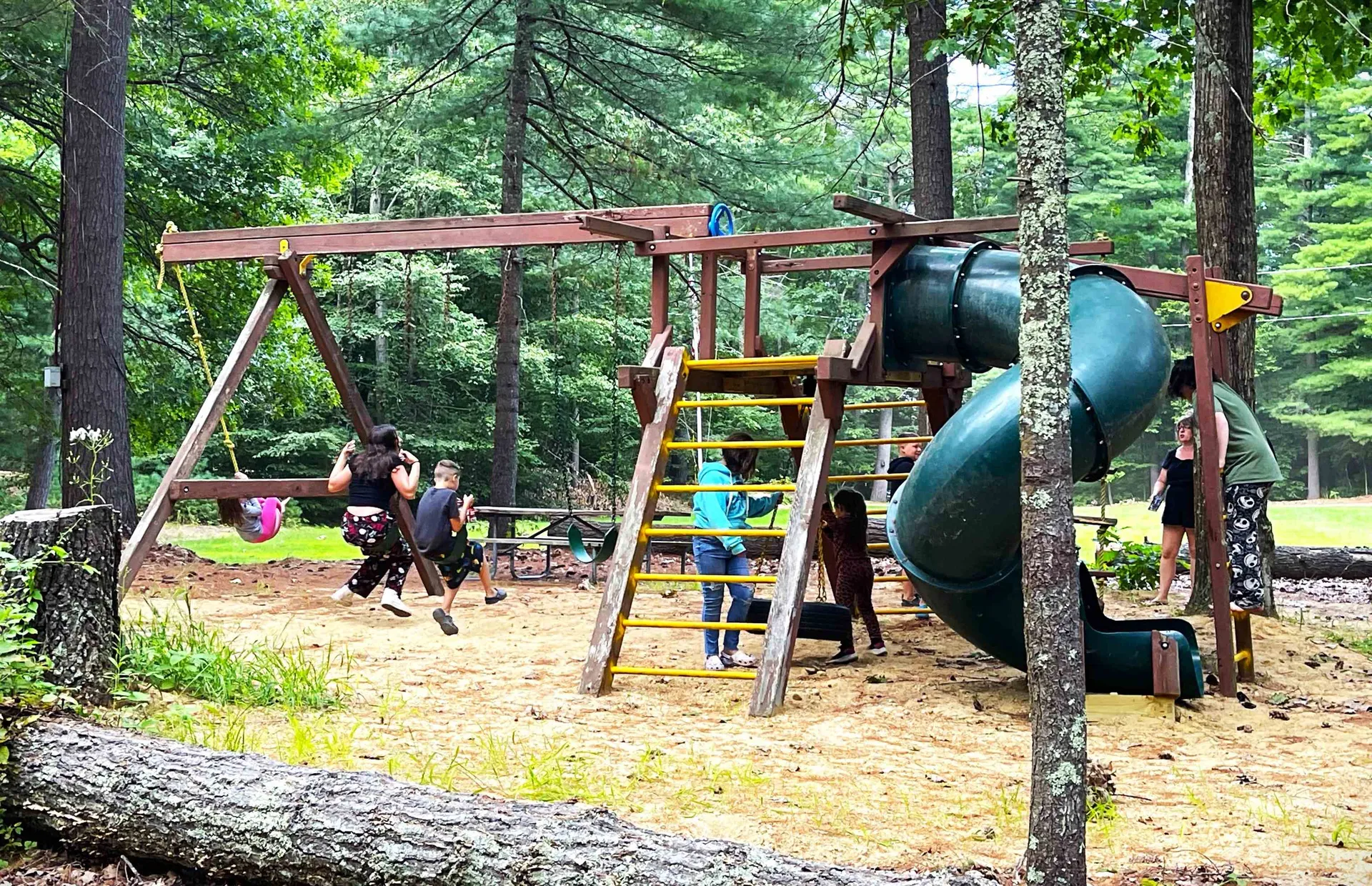 12 W Shore Park Road Kingston NH 03848