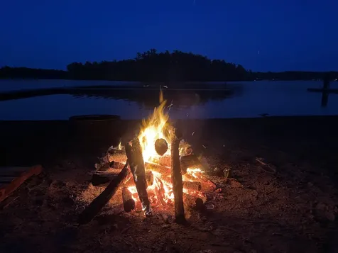 12 W Shore Park Road Kingston NH 03848