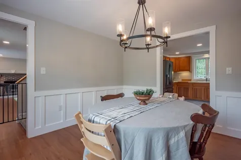 9 Holstein Avenue Londonderry NH 03053