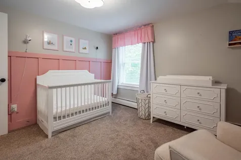 9 Holstein Avenue Londonderry NH 03053