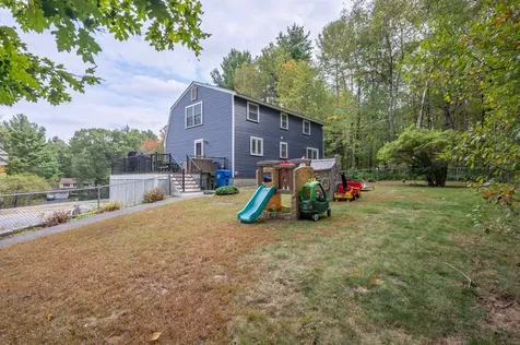 9 Holstein Avenue Londonderry NH 03053